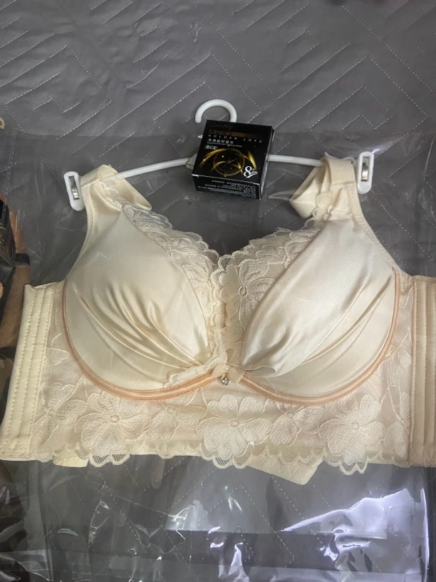 贤如梦黄金内衣套装