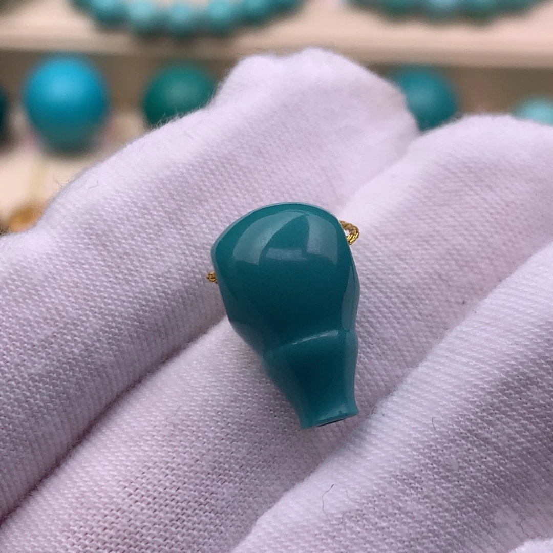 绿松石未镶嵌珠宝奇石10.4