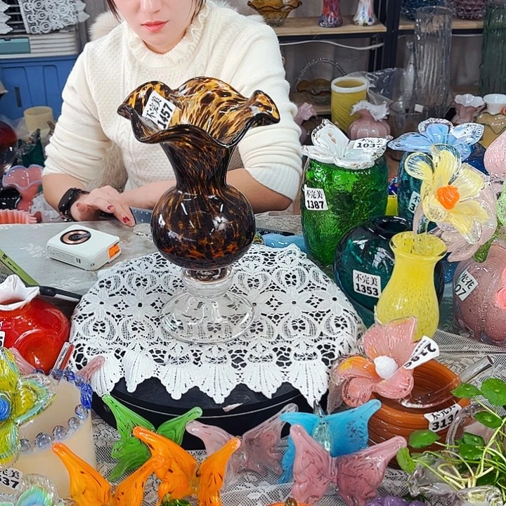 1457 家悦琉璃工艺品不完美