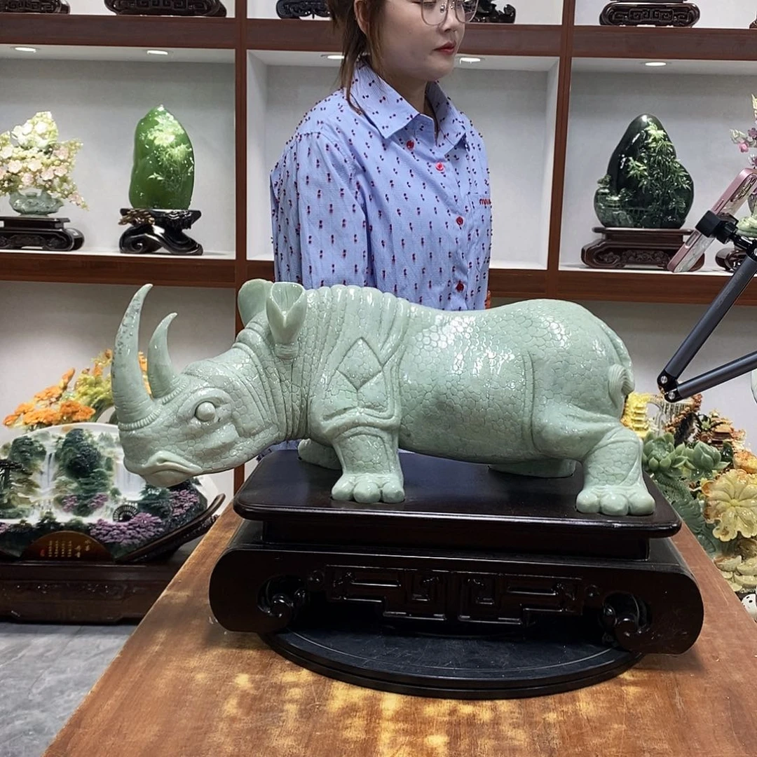 曹***丽玉山水摆件 玄关摆件