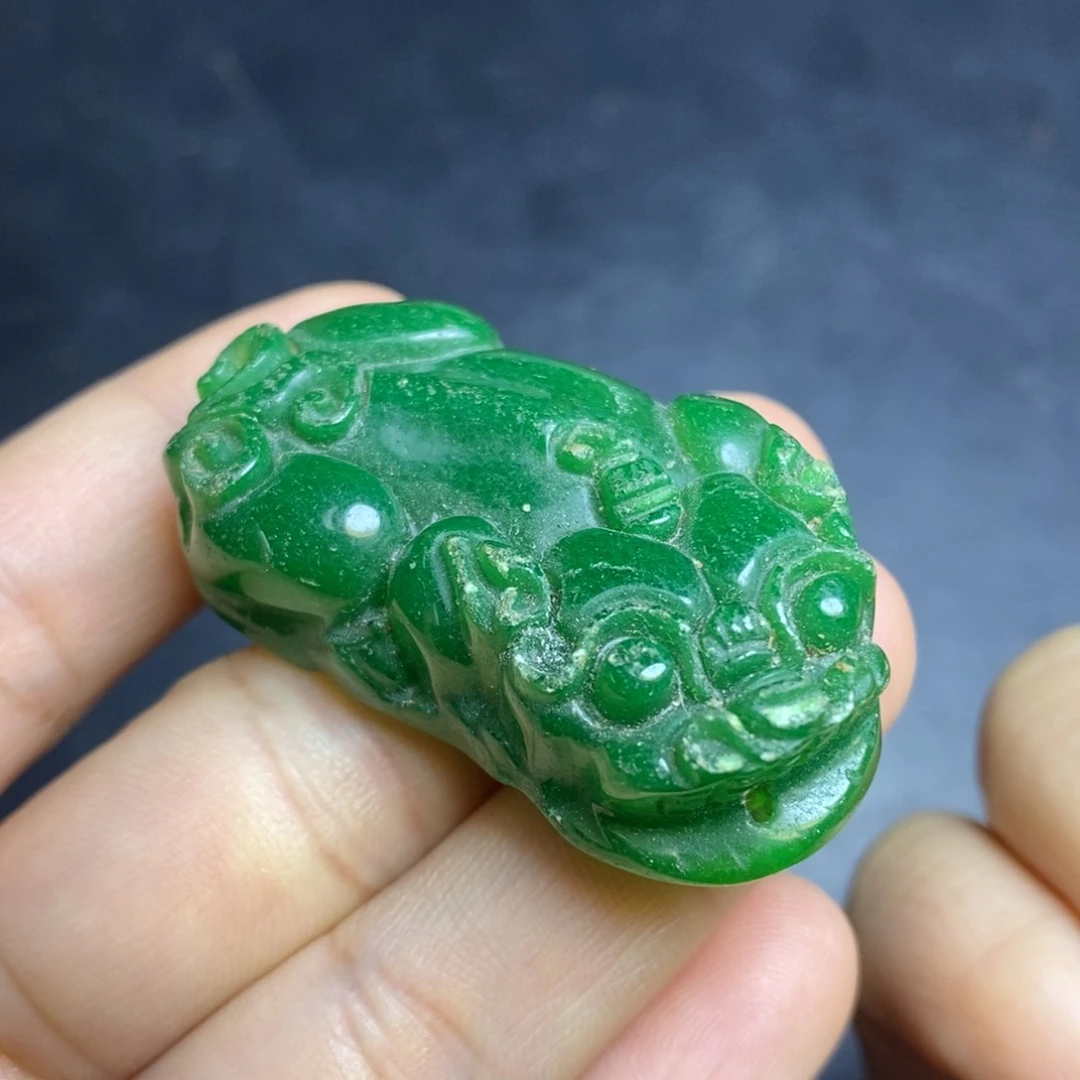 未镶嵌和田玉（糖玉）挂件