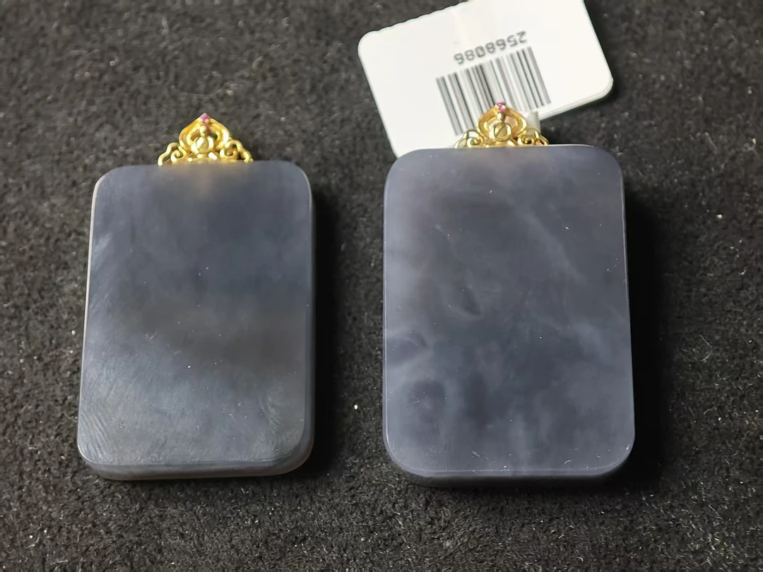 天然和田玉吊坠【多样性发一】FS012486