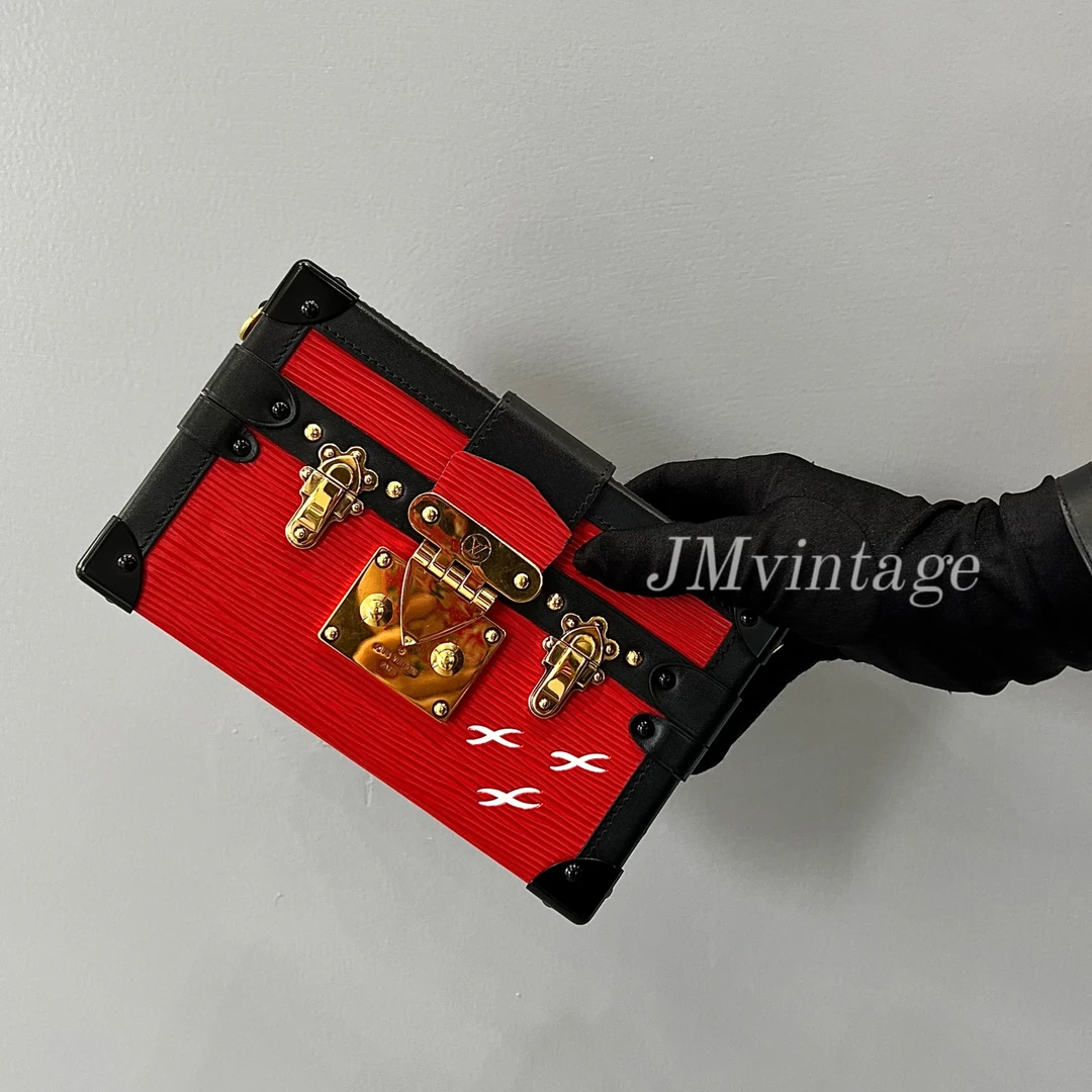99新 LouisVuitton/路易威登 红色水波纹黑金硬盒子