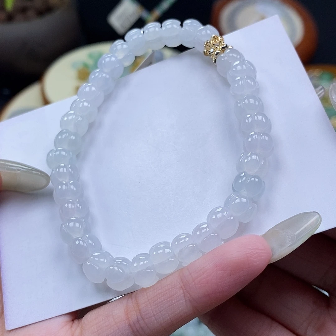 翡翠未镶嵌手链闪