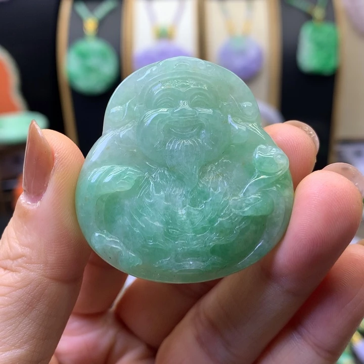 翡翠未镶嵌吊坠(赠链)