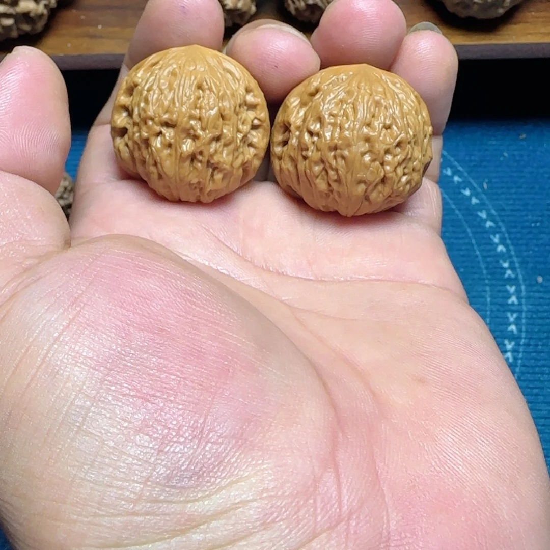 文玩核桃吊坠微修铁锤33