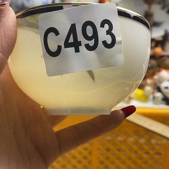 紫砂茶杯劉****0我也没钱用呀啊不说也不行就