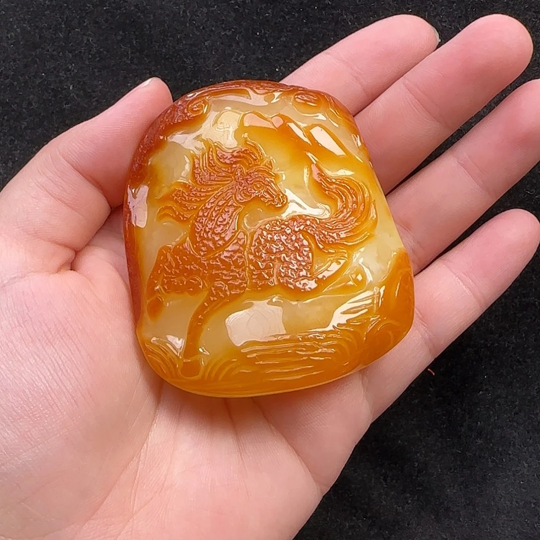C***逸蜜蜡未镶嵌珠宝奇石