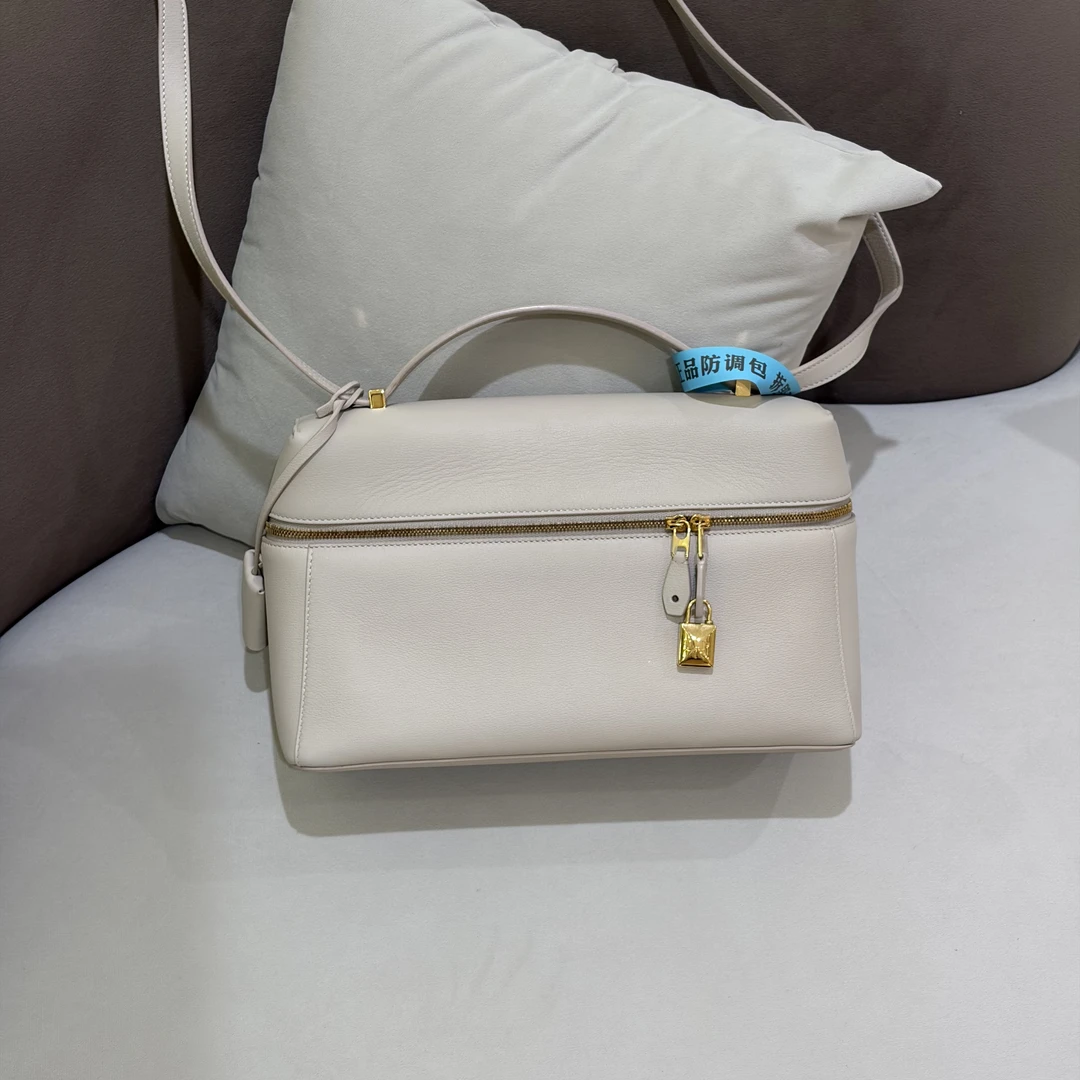 99新 Loro Piana/诺悠翩雅 Loro piana Lp27 奶白色 手提斜挎包