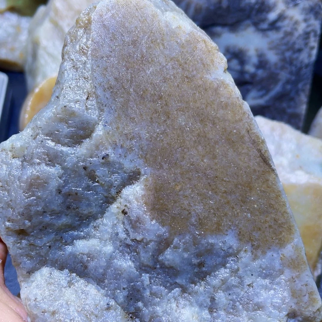 和田玉未镶嵌珠宝半成品