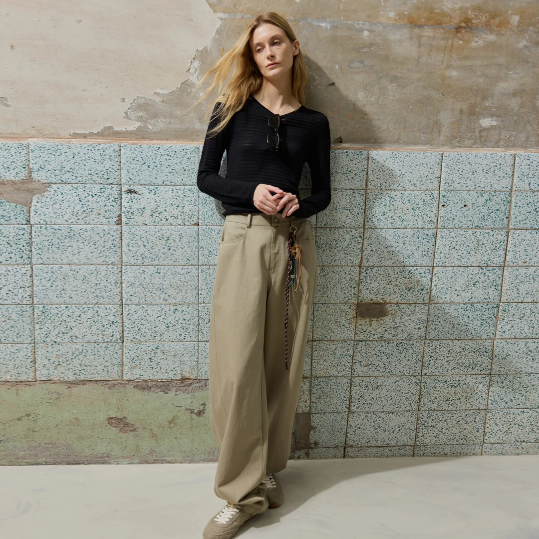 PHISM/PHISM新款时尚百搭极简造型弯刀裤749P03