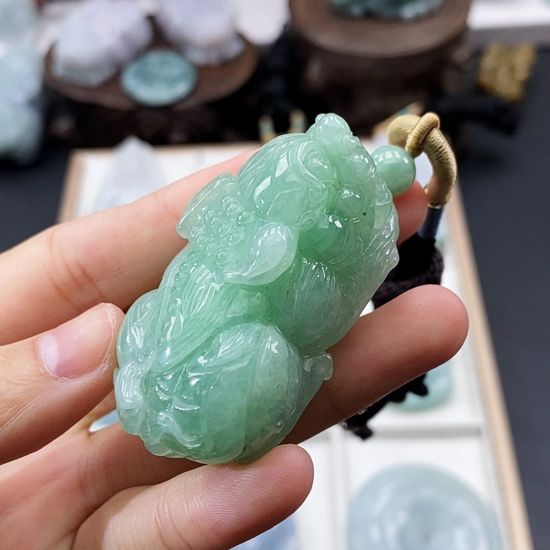 翡翠未镶嵌颈饰缅甸翡翠a货