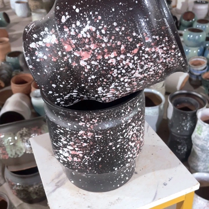 紫砂花盆口径20高度22两只正品