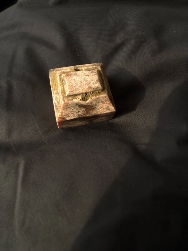 汉风格和田玉素面印章