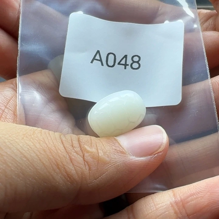 和田玉（糖玉）未镶嵌珠宝半成品