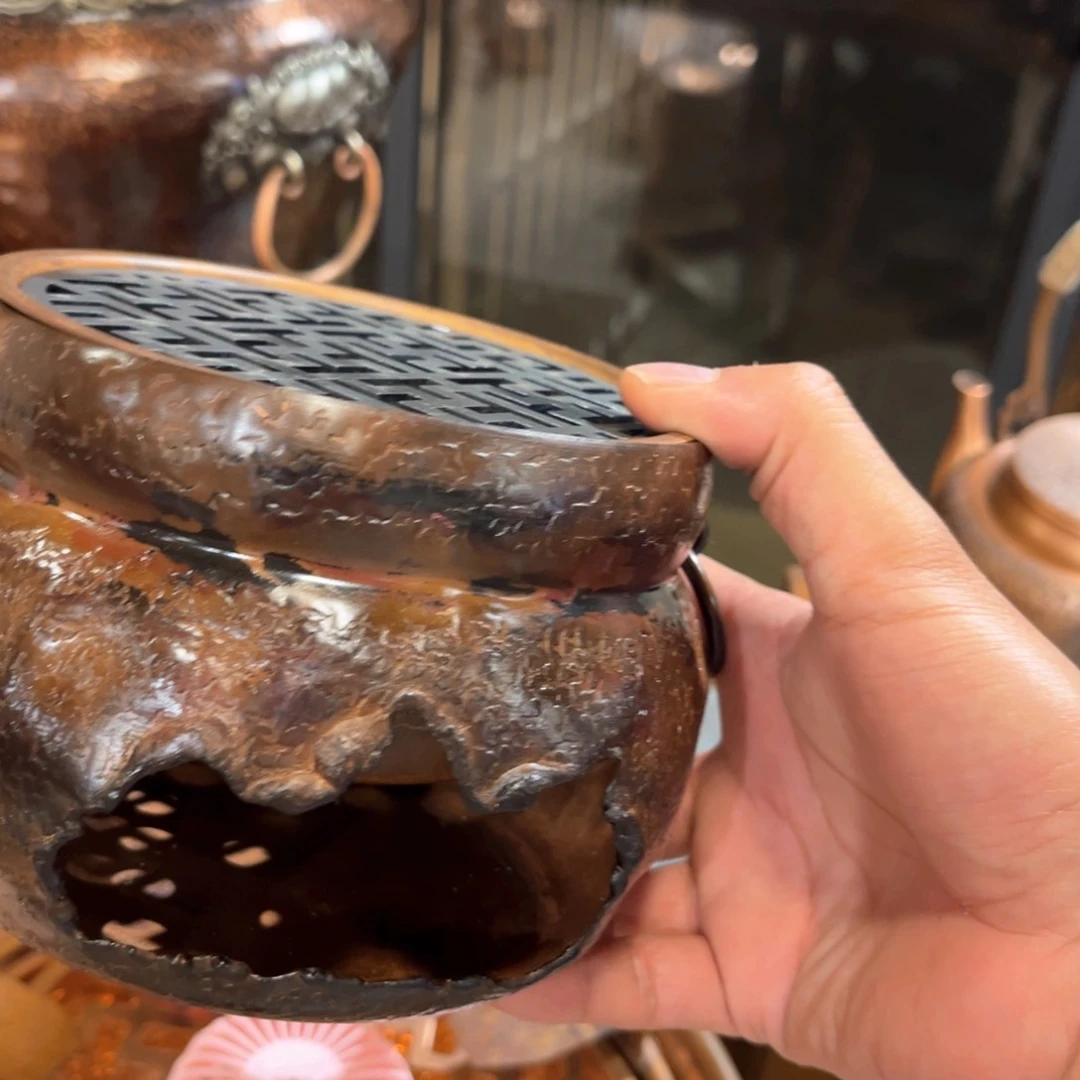 烟熏色炉子手工锻打工艺