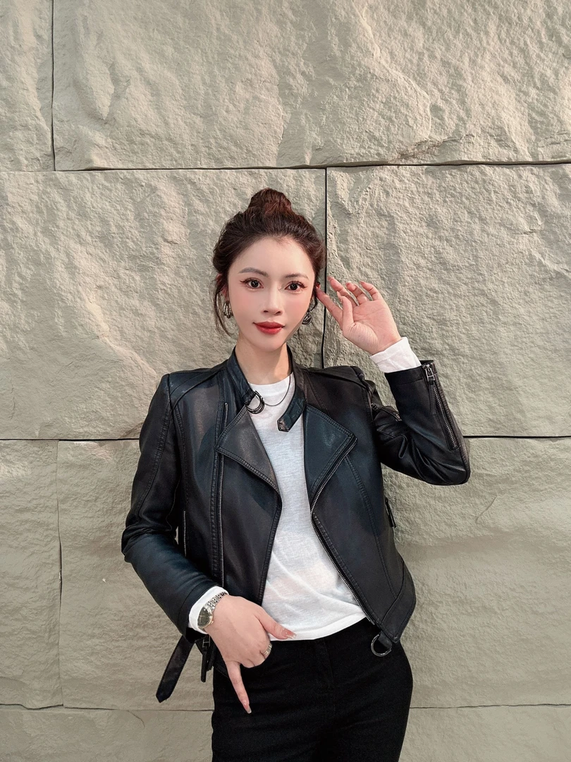 皮衣外套女款爆款2025新款秋季独特漂亮网红洋气炸街女装玲玲穿搭