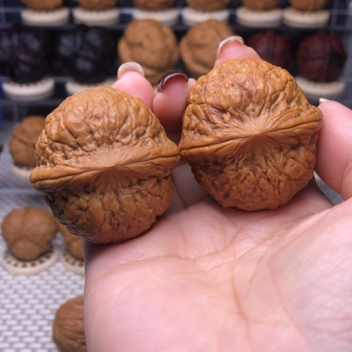 文玩核桃把件59号蟒纹虎头元宝40➕尺