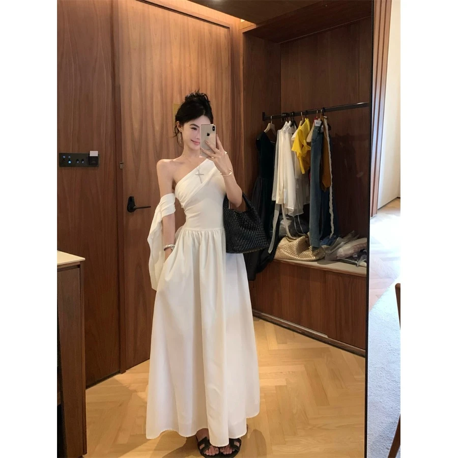 巧克少女赫本风白色斜肩连衣裙女装夏季飘带气质收腰A字裙长裙子