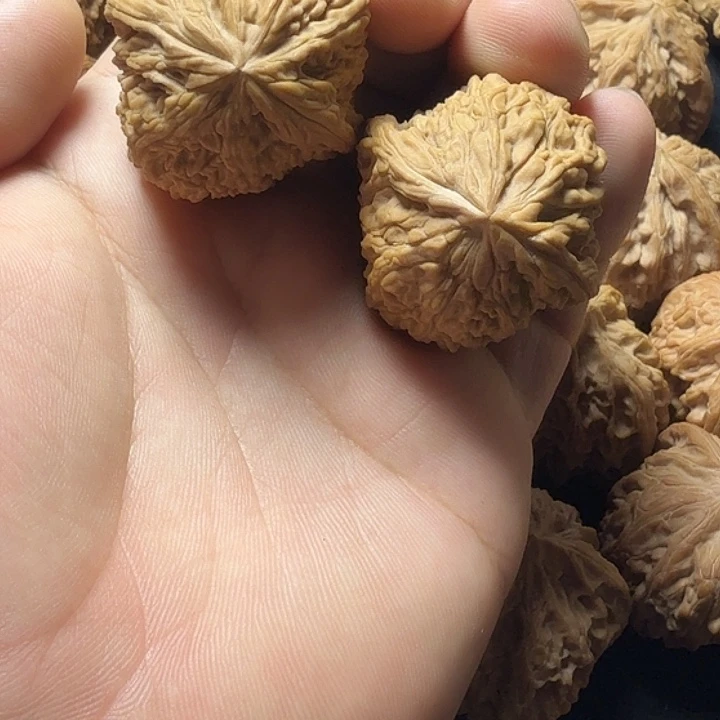 37全品无修拉丝南疆