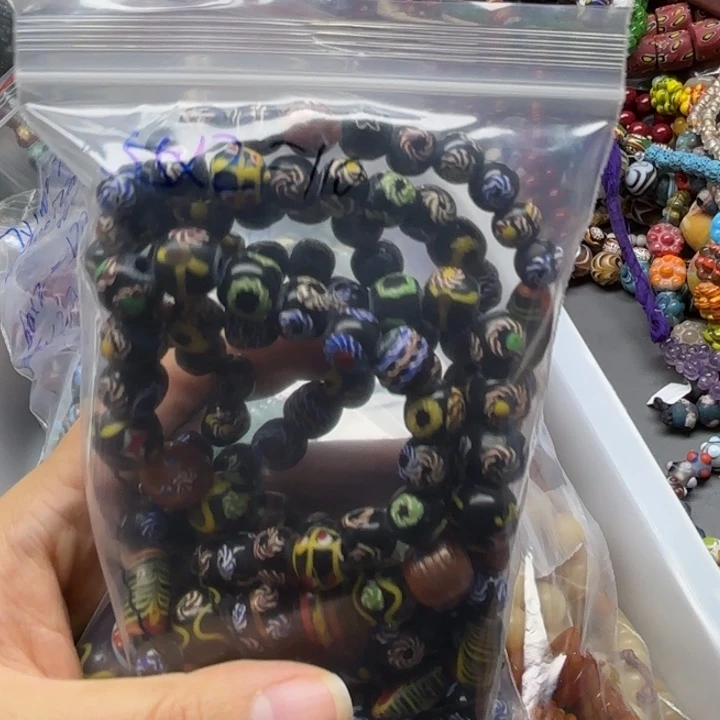 玻璃颈饰462    意库一包补拍