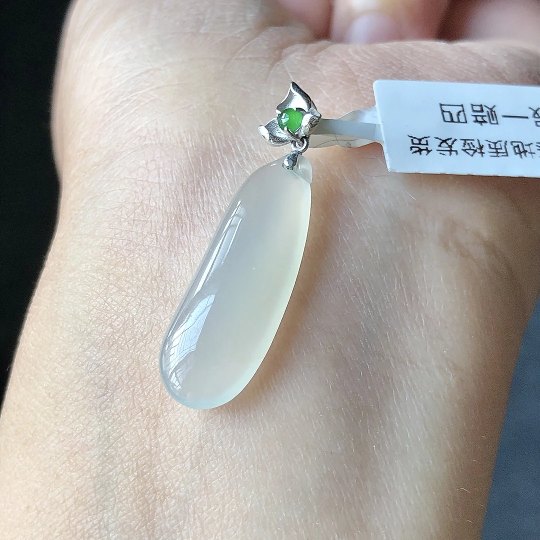 缅甸天然A货翡翠18k金镶嵌老坑冰种福瓜吊坠多样性发货