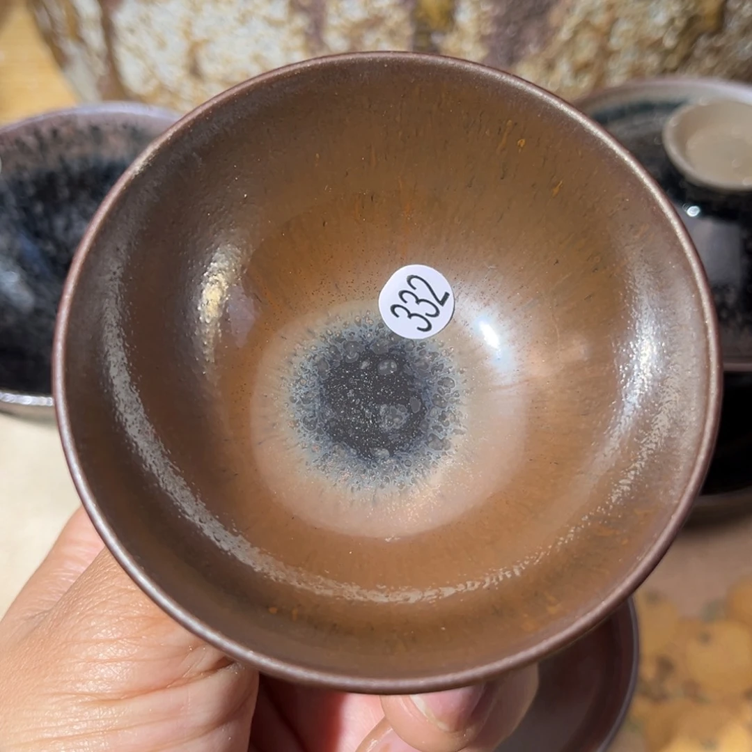 茶盏义兴龙窑坚持真柴烧