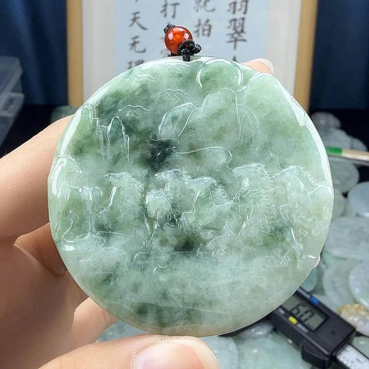 翡翠未镶嵌颈饰翡翠