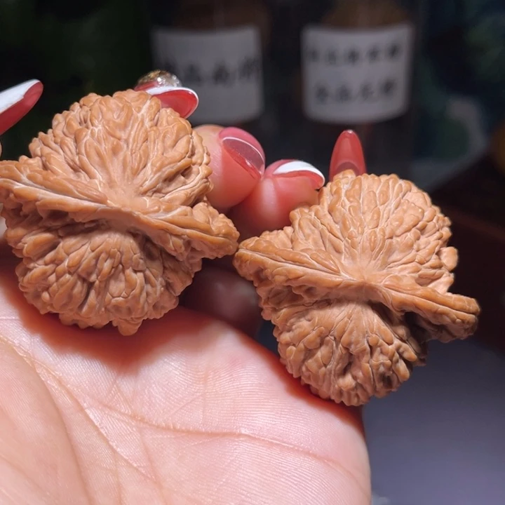 文玩核桃吊坠         44