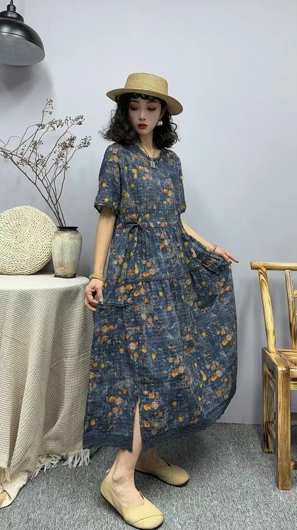 不汐暮然88102款，衣长115、重工花边开叉设计，收腰显瘦