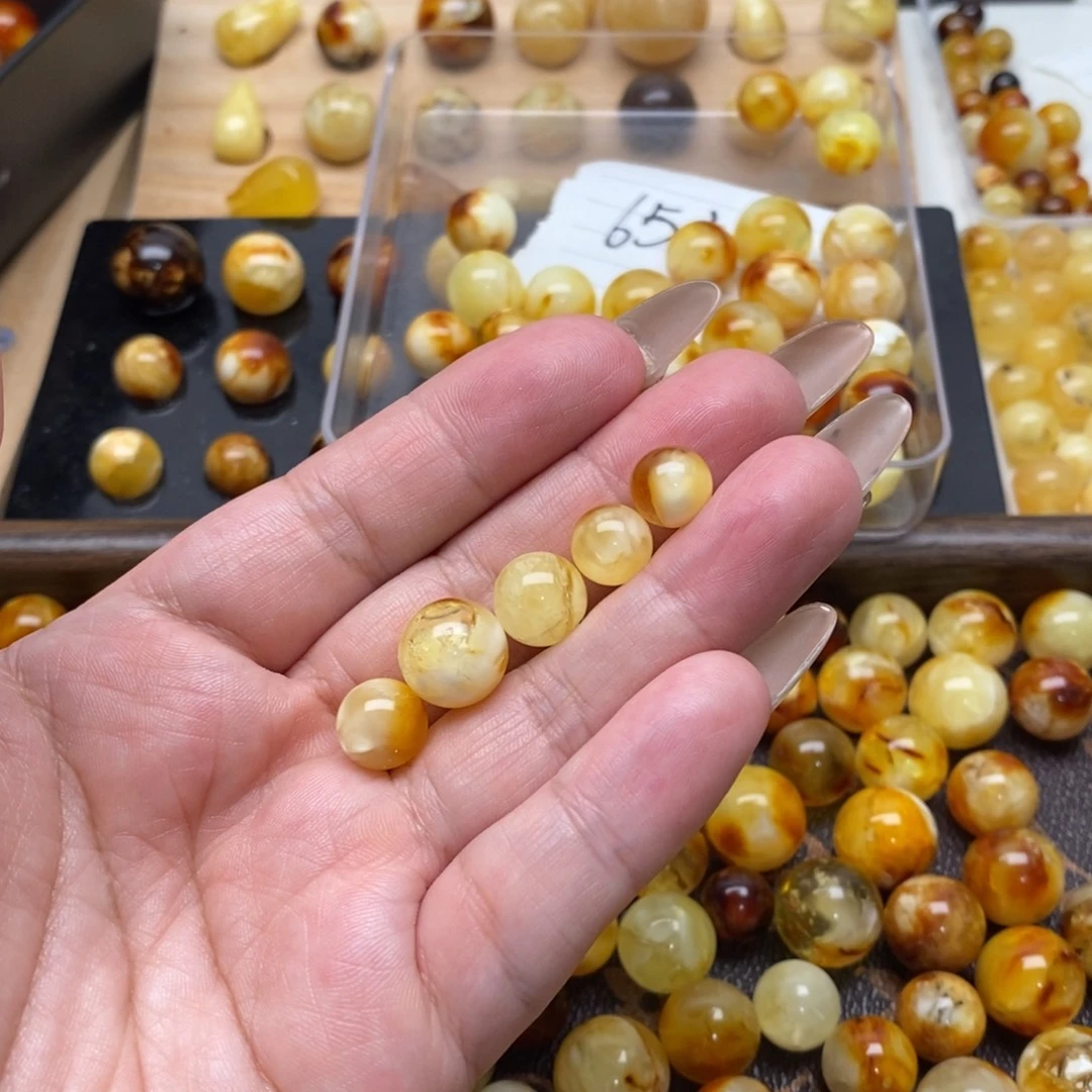 闪***星琥珀未镶嵌珠宝奇石蜜蜡