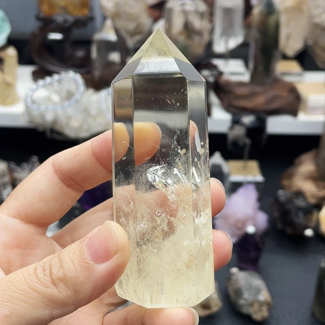 石材黄水晶柱子t99