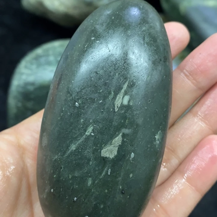 未镶嵌和田玉（糖玉）挂件