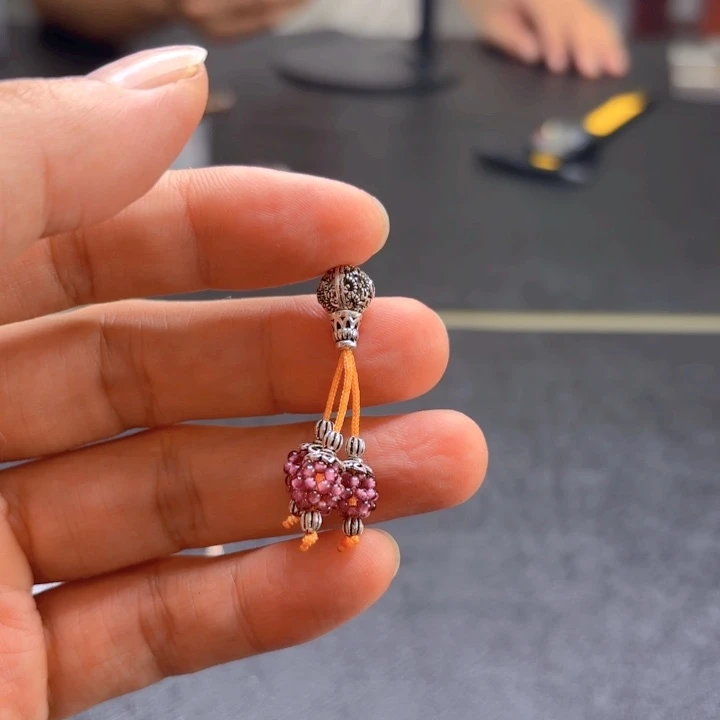 未镶嵌吊坠(不含链)石榴石