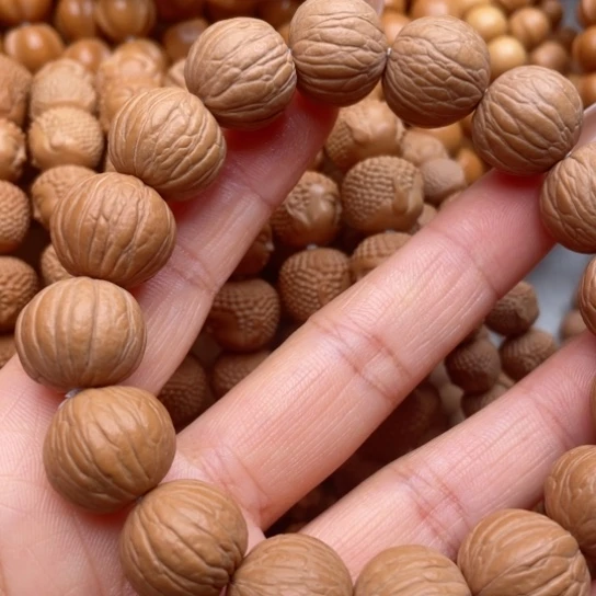 猴头核桃手串静*聚宝盆