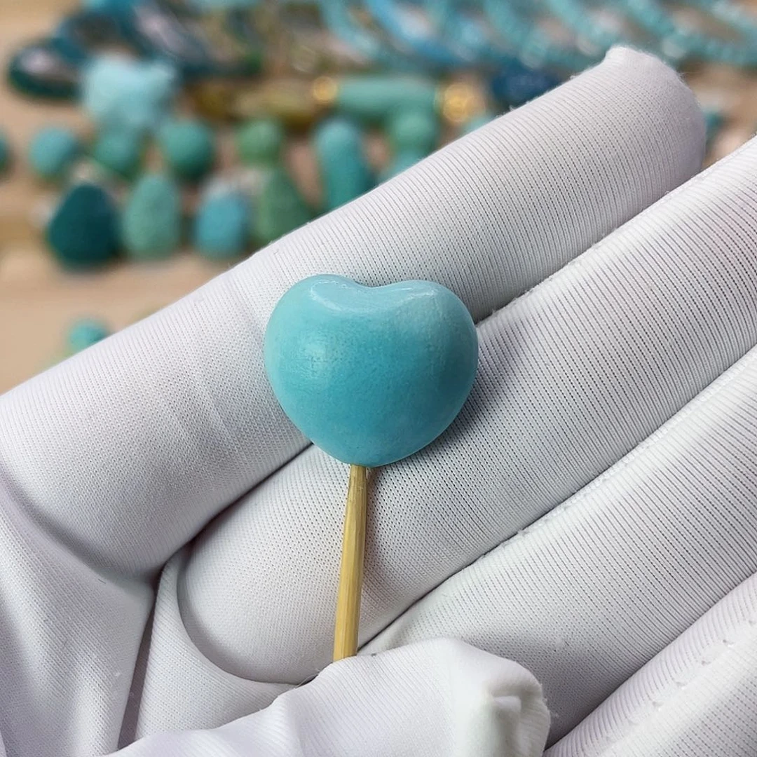 未镶嵌绿松石珠宝奇石