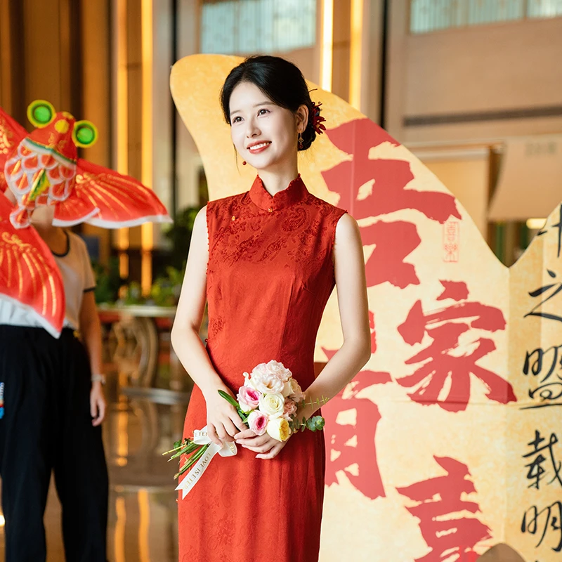 时光裁剪萤照新中式红色旗袍女2025新款无袖新娘结婚订婚敬酒服