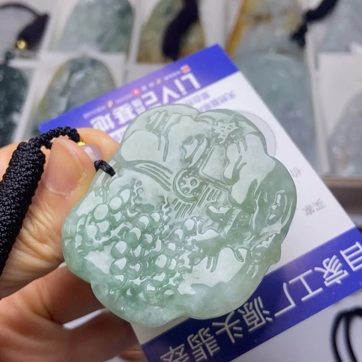 颈饰未镶嵌翡翠翡翠