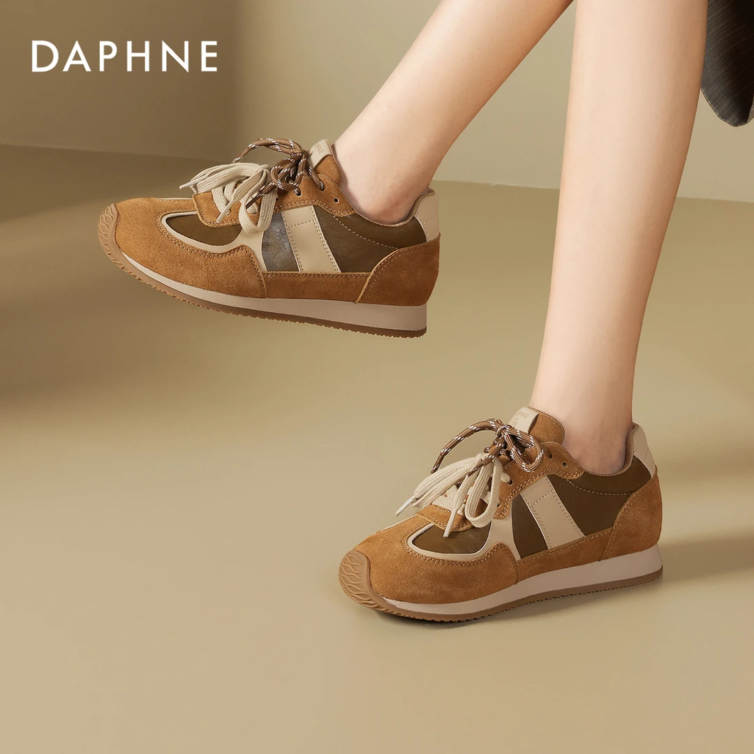 达芙妮网红爆款复古阿甘德训鞋女2025夏季厚底内增高不累脚休闲鞋