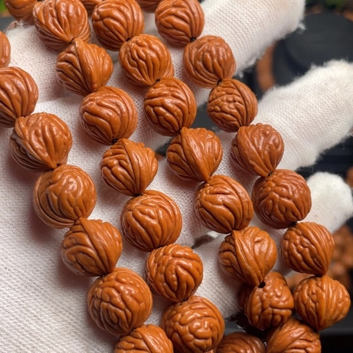 黑***子木质类精品桃核脖挂