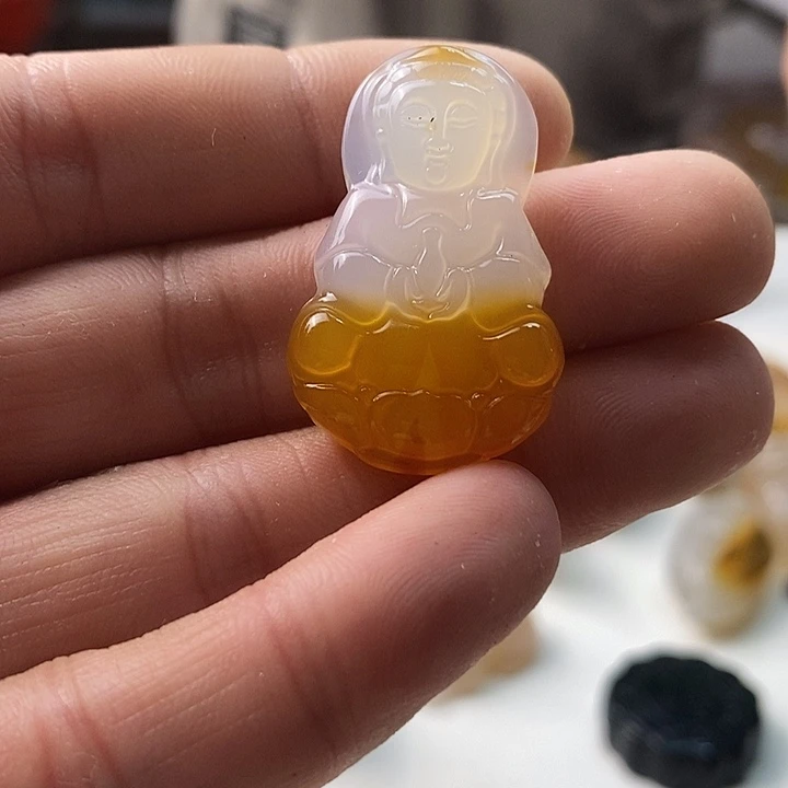 玛瑙/玉髓未镶嵌颈饰