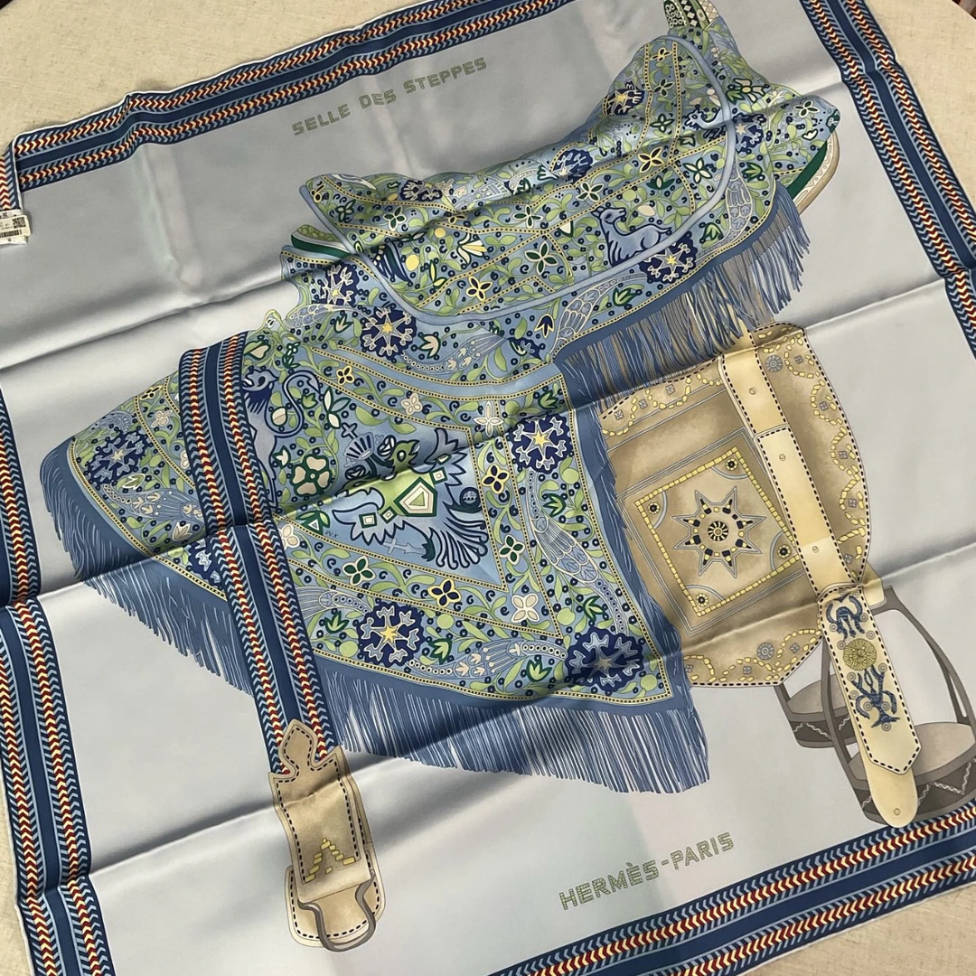 99新 Hermes/爱马仕 爱马仕时尚90*90cm /MJ2574