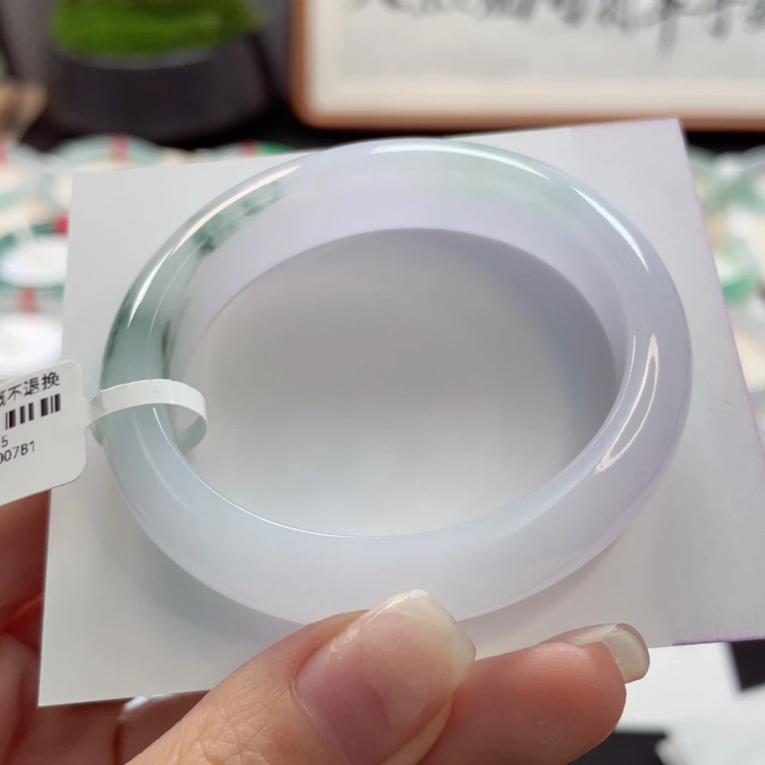 【闪购商品】翡翠手镯未镶嵌51.7贵妃春彩0毛孔46号