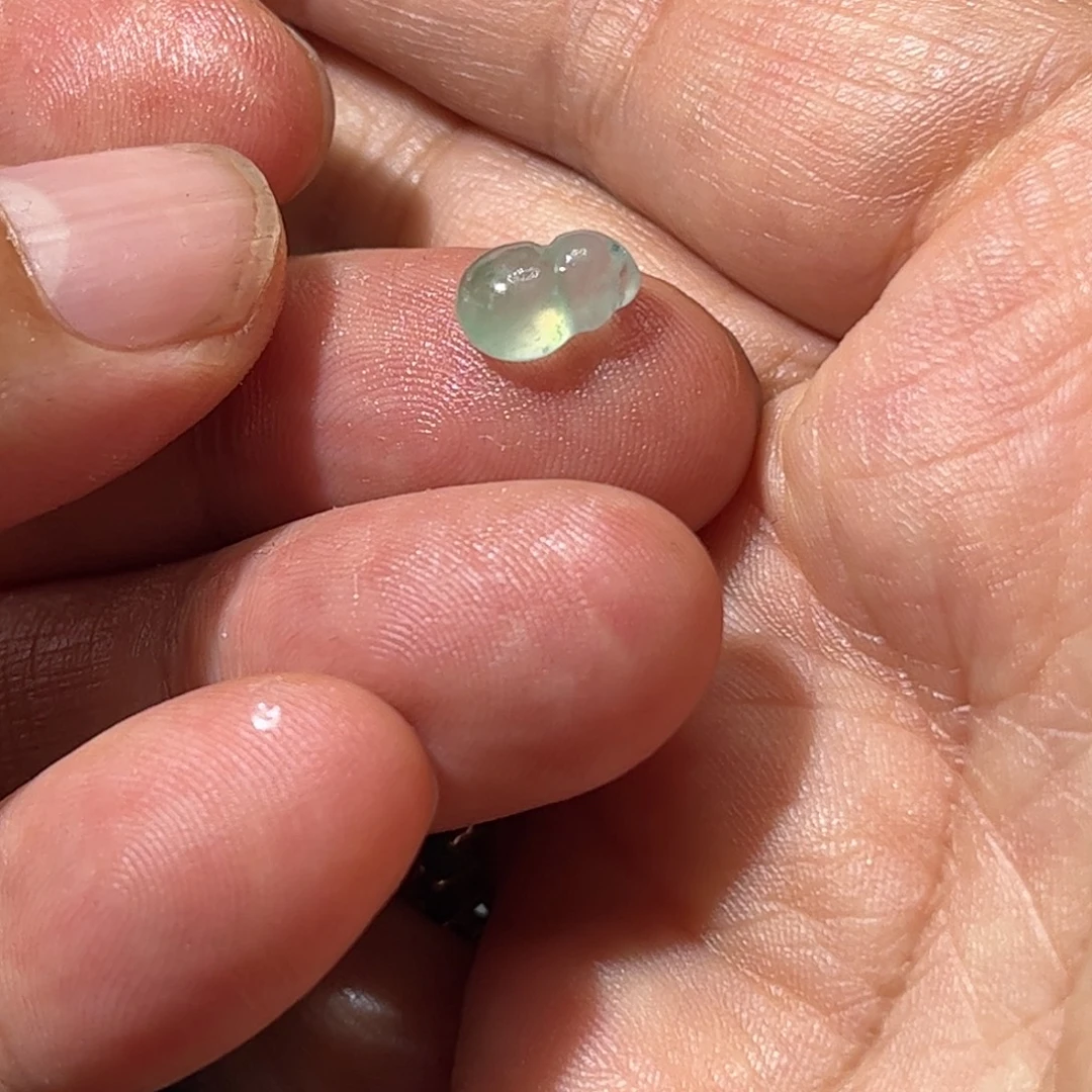 定制翡翠未镶嵌葫芦