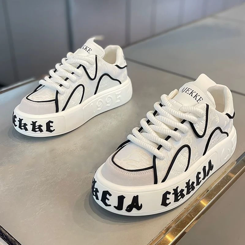 增高厚欧洲站时尚运动休闲鞋皮鞋老爹鞋超软帅流行百搭男男生穿搭