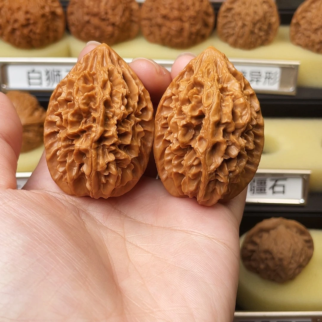 文玩核桃吊坠招财鼠37尺371