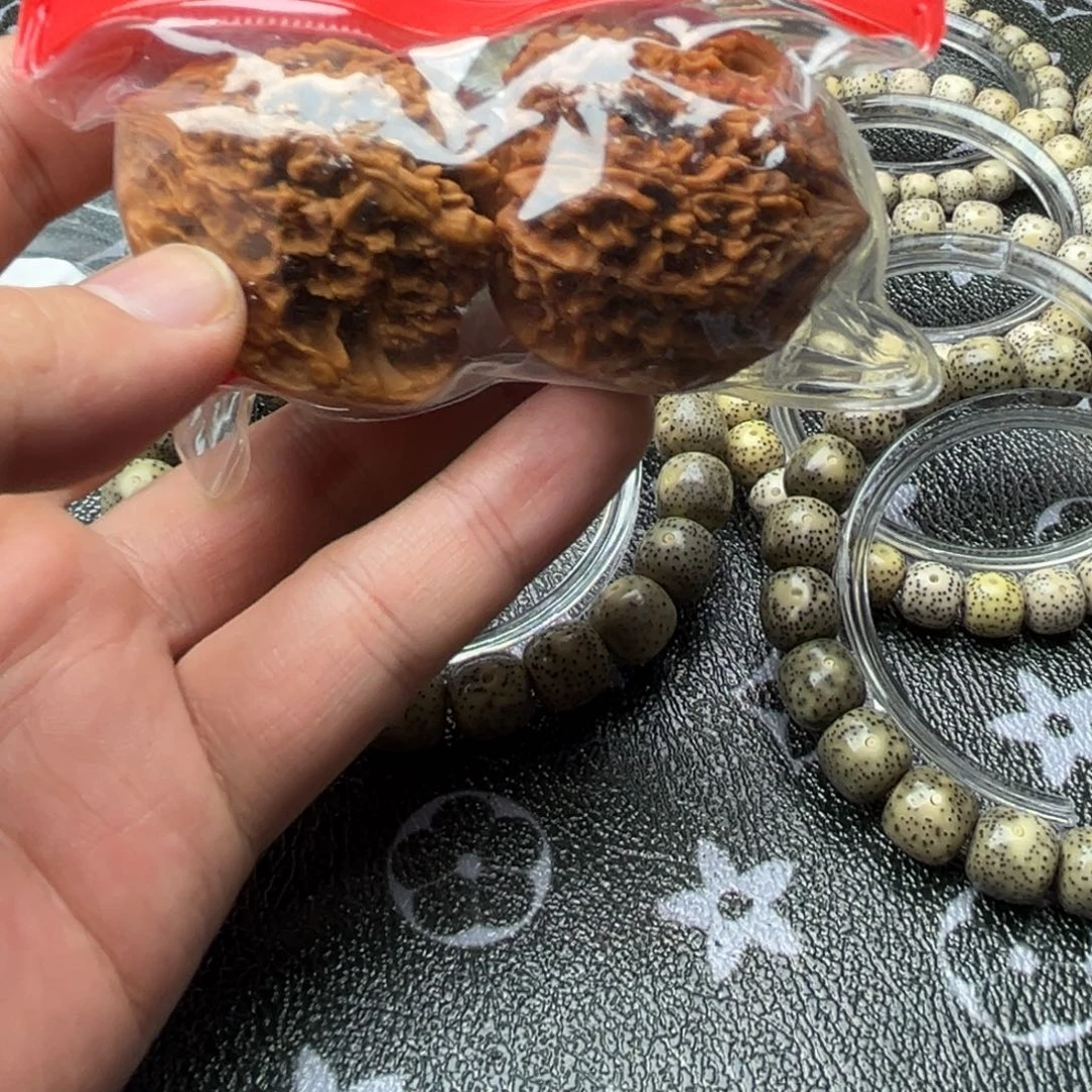 ****然手串星月菩提蔚然的星月菩提