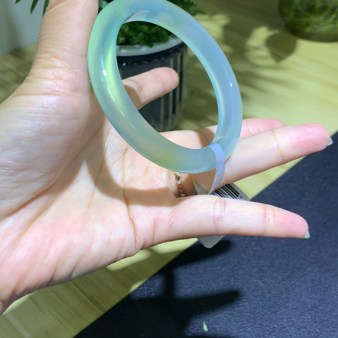 手镯玛瑙/玉髓未镶嵌