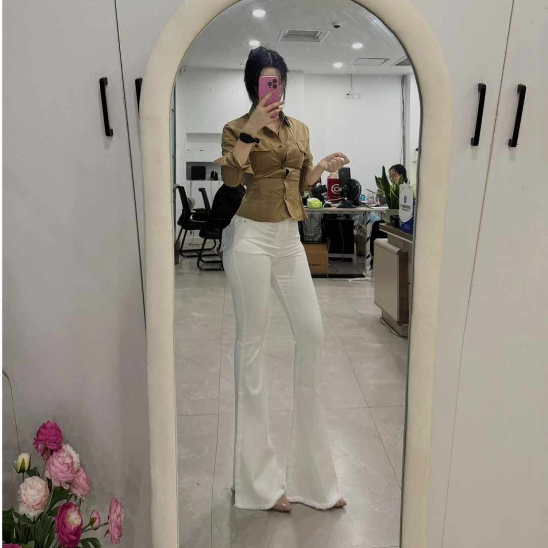 张百亿长腿滤镜9.0白色恋人显腿长棕色高腰喇叭牛仔微喇牛仔裤