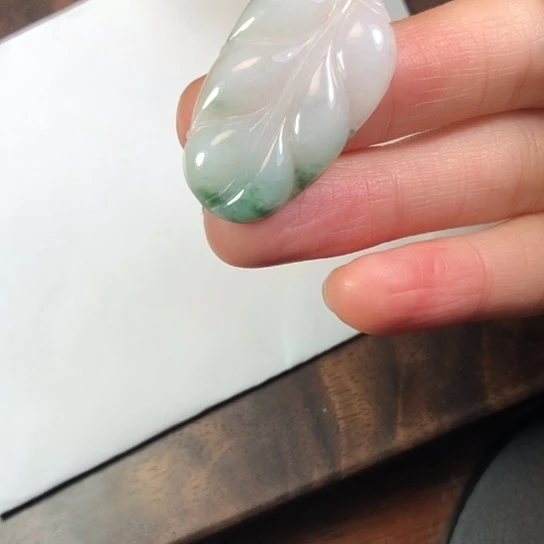 翡翠未镶嵌颈饰缅甸A货，每天下午1点半开播